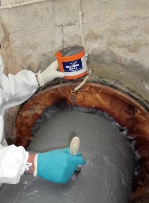 Coating the hot feed pipe with Belzona 5851